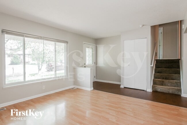 221 Rockhurst Rd