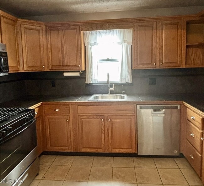 Photo - 35 E Faith St