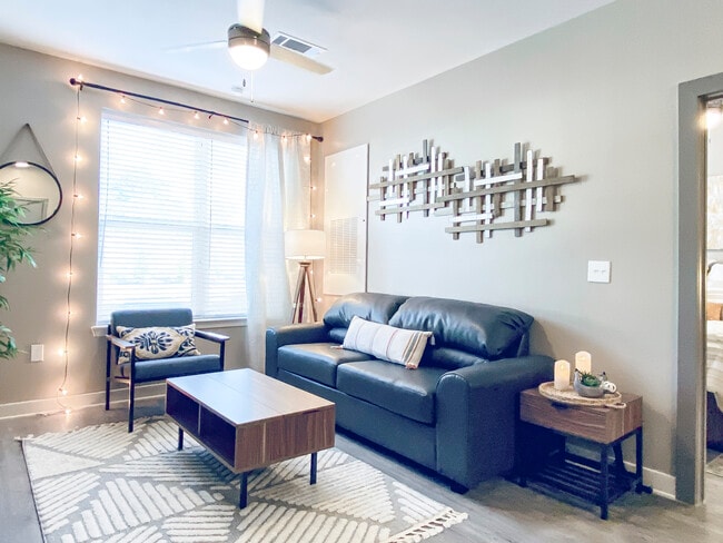 Cedar Pointe Apartments