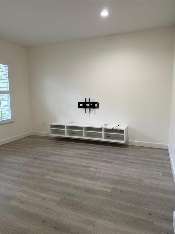 Photo - 705 SW 147th Ave