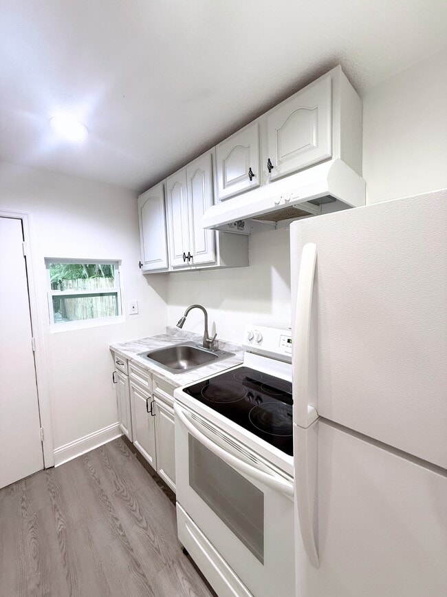 Photo - 2315 Carroll Pl