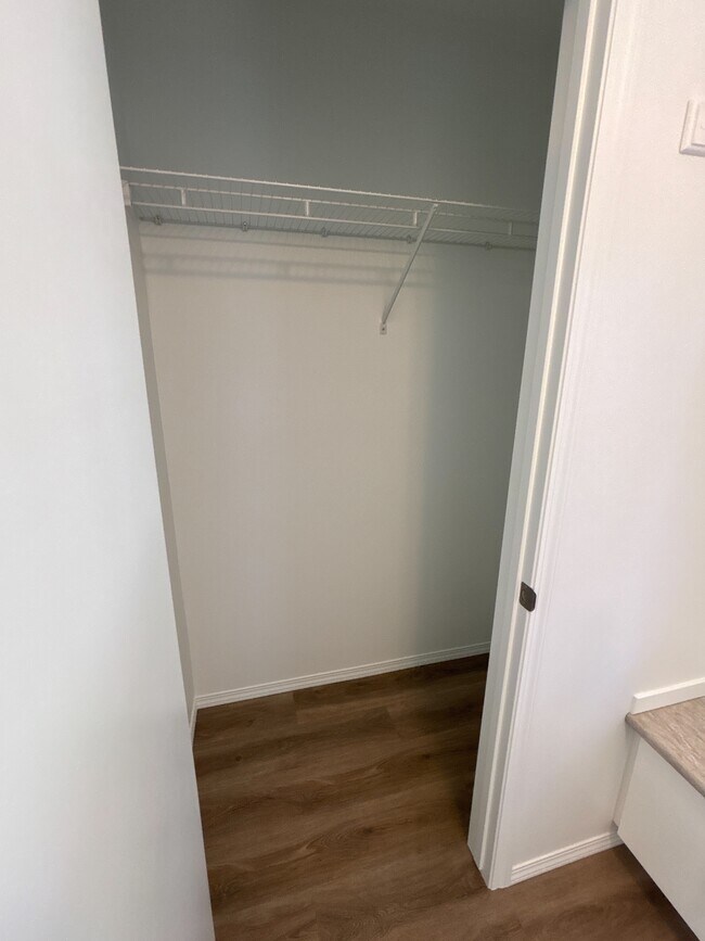 Photo - 11205-11268 68 St NW Unit Lower G1