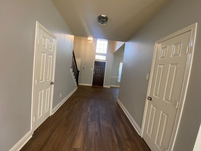 Photo - 2101 Crestwind Ct