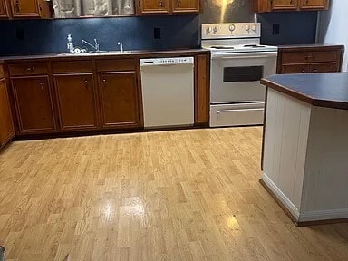 Photo - 3085 Long Leaf Dr