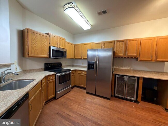 1426 Nutwood Ct