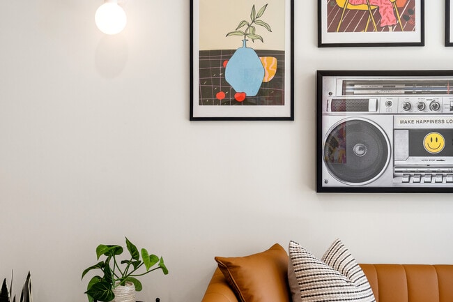 Photo - Sophia Hollywood