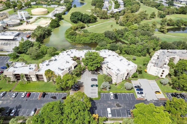 Building Photo - 6301 N University Dr Unit 310 Rental