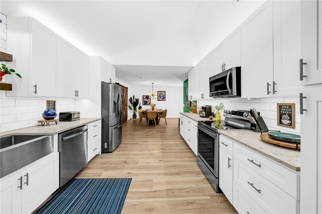 Photo - 1605 SE P St