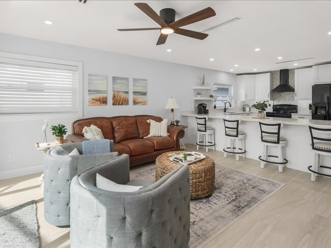 Photo - 692 106th Ave N Unit ID1387168P