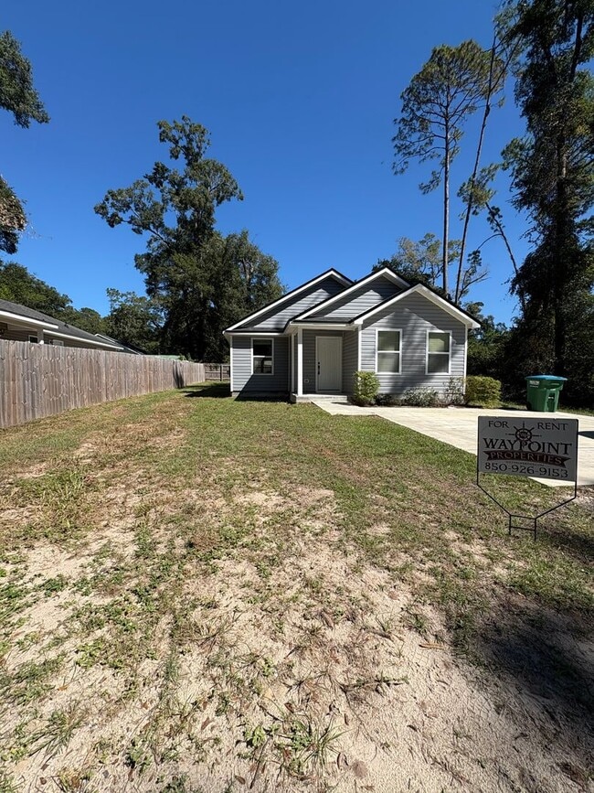 Photo - 3 Bedroom Home in Wakulla Gardens Available Now