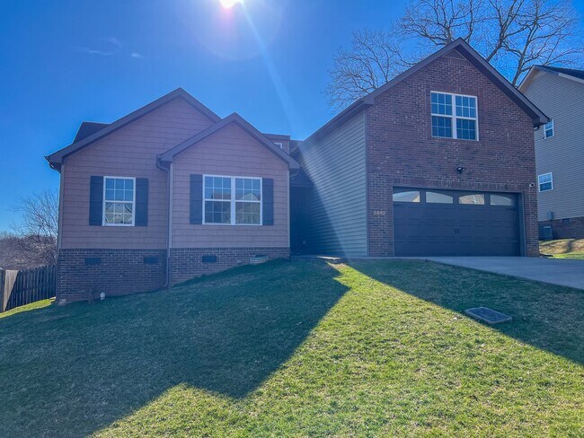 Photo - Gorgeous Single-Family--Fenced Backyard and Bonus Room!