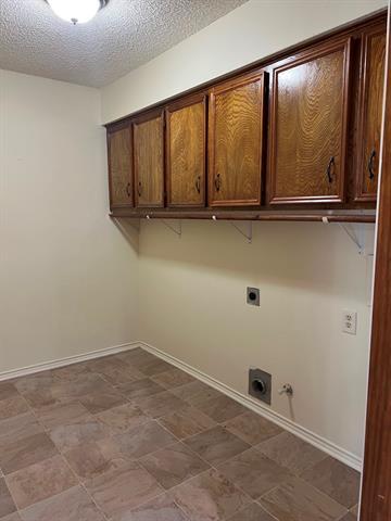 Photo - 404 Renfro St