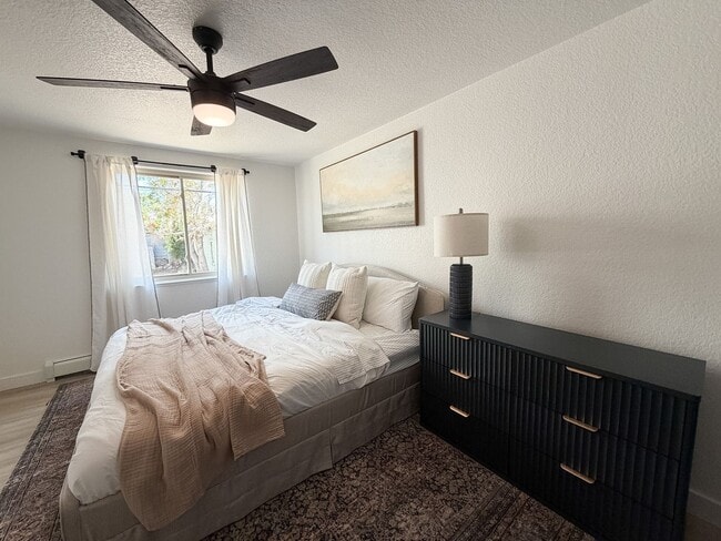 Photo - 2526 Clay St Unit Furnished-11