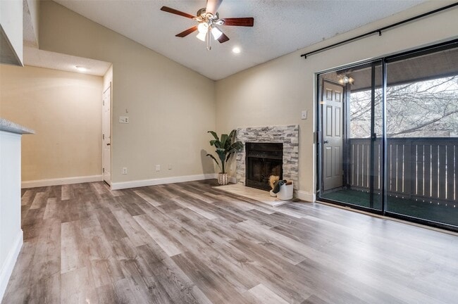 Photo - 1310 Harwell Dr Unit 4721