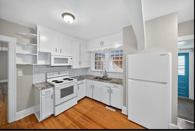 Photo - 3597 E Wilson St