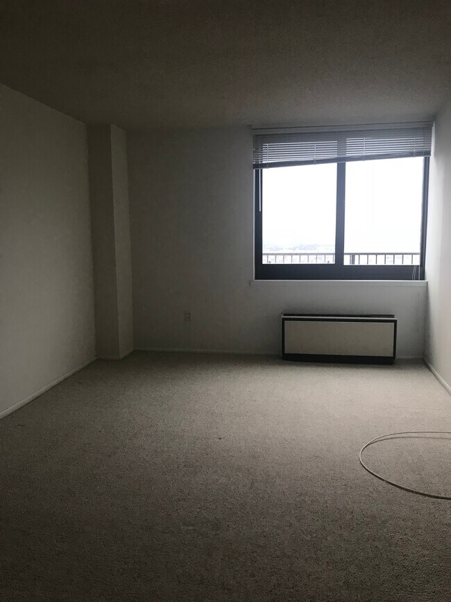 Bedroom - 1420 Locust St Unit 37L