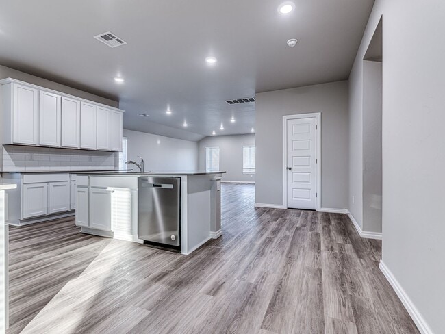 Photo - Newer home only minutes away from Paycom, Falling Springs Addition + Greenbelt lot + Deer Creek S...