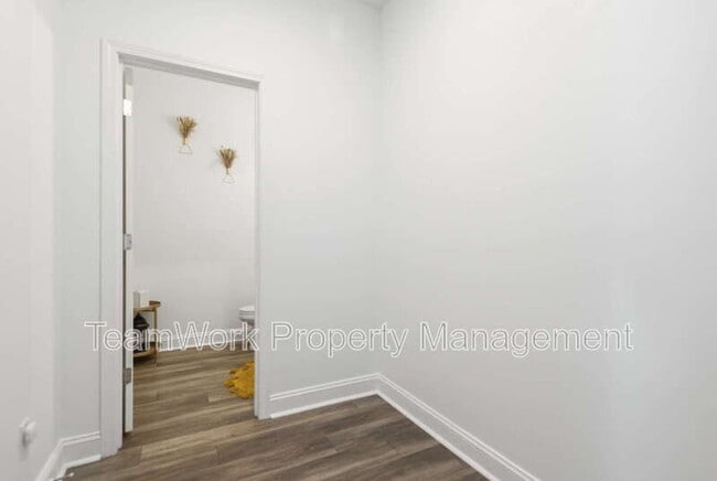 Photo - 254 Gulledge St