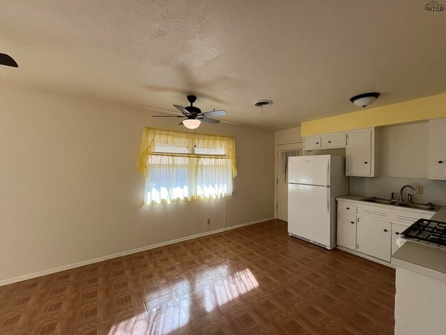 Photo - 4723 N Shore Dr