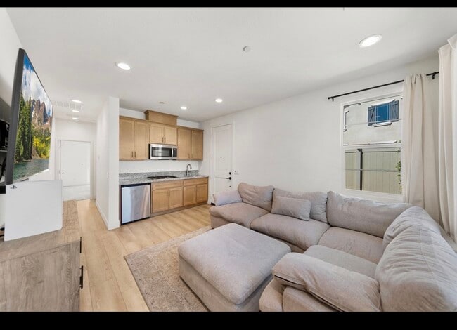 24937 Ganymede Way