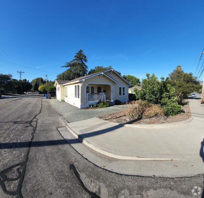 Building Photo - Jeffrey and Foothill Properties Unit Foothill 304 Rental