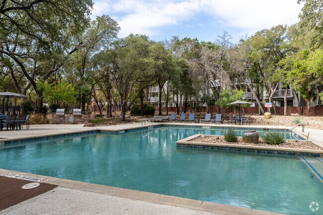 Building Photo - Landmark at Barton Creek