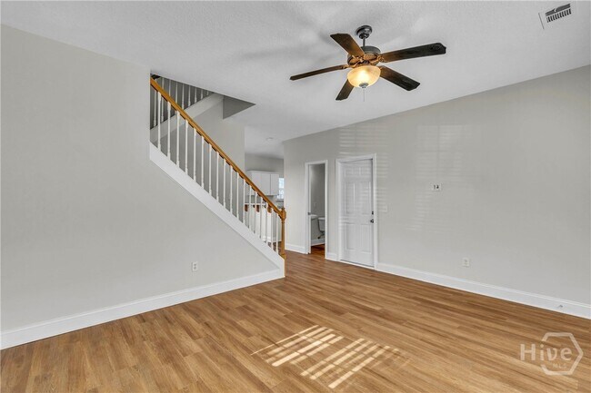 Photo - 285 Cypress Point Dr