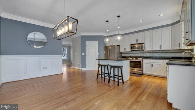 Photo - 1833 Drew St