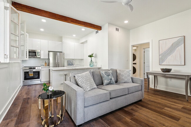 Photo - 1701 Audubon St