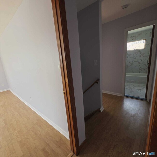 Photo - 124 Geddes Terrace Unit Left