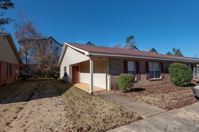 Photo - Center 629-631 Unit 629