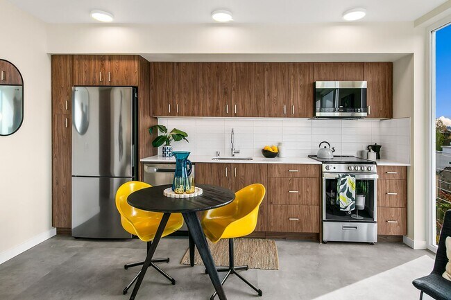 Photo - Fremont View - Modern Classic Collection