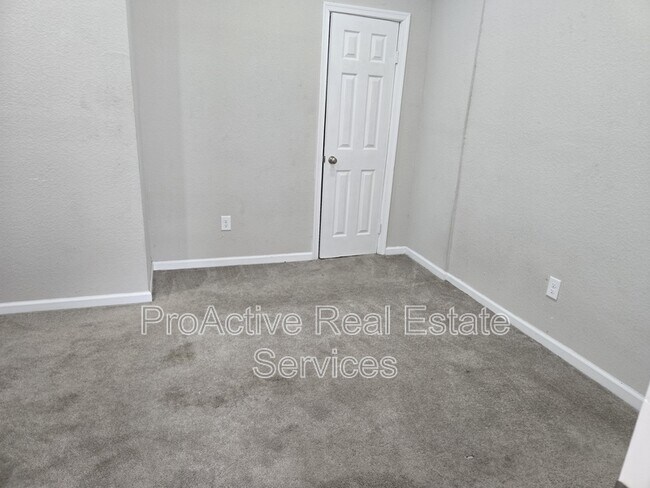 Photo - 126 Linden Ave