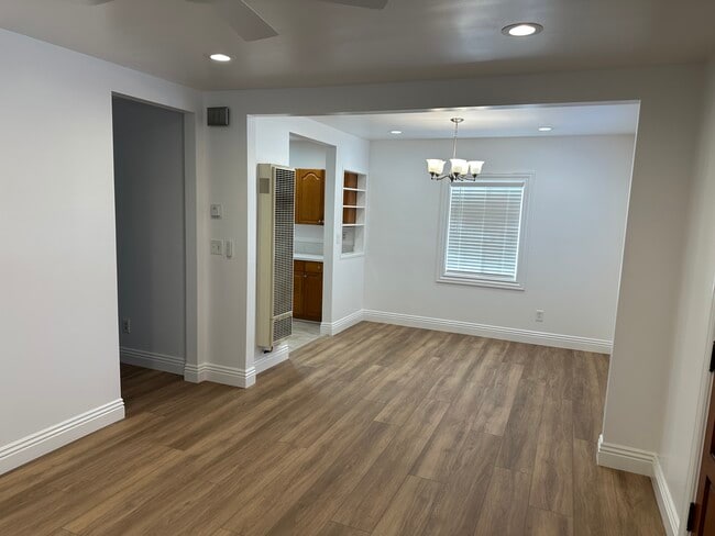 Dining room - 5412 Baldwin Ave