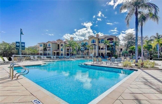 Photo - 2732 Via Murano Unit 526