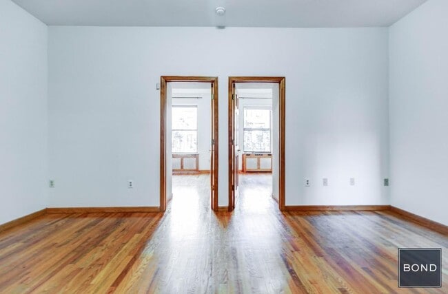 Photo - 292 W 92nd St Townhome