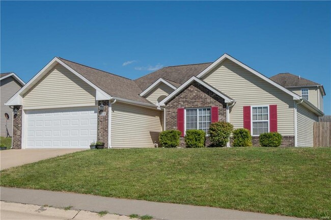 Home in Pioneer Ridge – Pet Friendly & Min... - Home in Pioneer Ridge – Pet Friendly & Min...