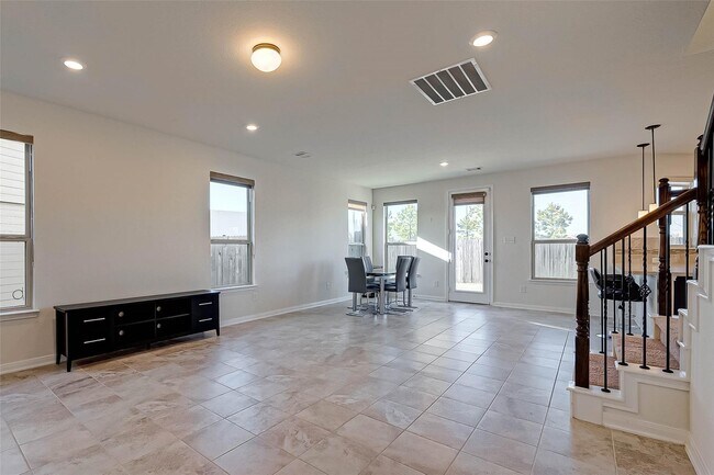 Photo - 16306 Oakside Hollow Ln