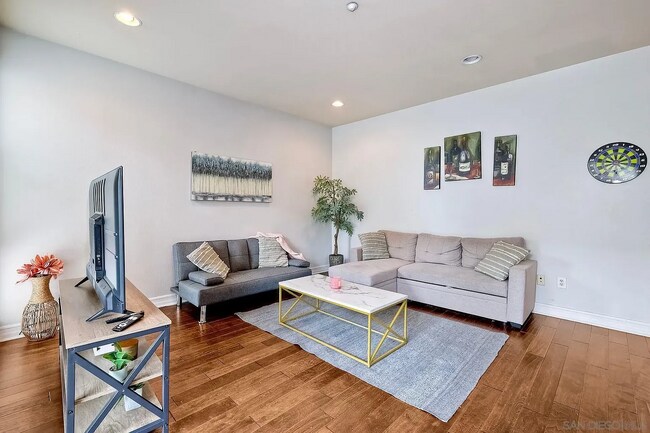 Photo - 1225 Island Ave Unidad 208