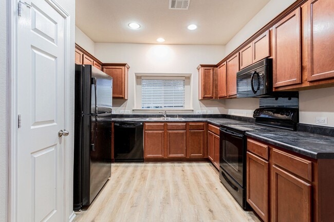 Photo - Charming 3-Bedroom in Highland Park with P...