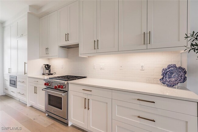 Photo - 850 Central Ave Unidad 203