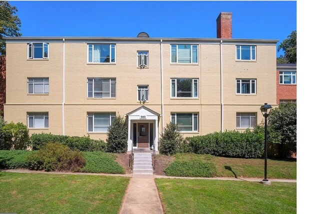 Building Photo - 10413 Montrose Ave Unit 1 Rental