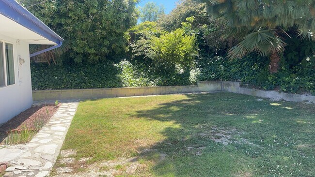 Photo - Beautiful 3 Bedroom, 2 Bathroom Home in Rancho Palos Verdes – Available in April!