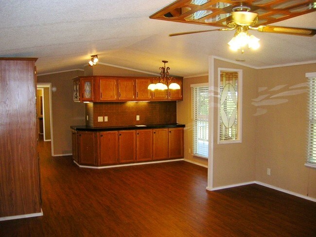 Photo - 1804 Fox Foot