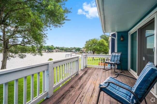 Building Photo - 1429 Bowsprit Point Rental