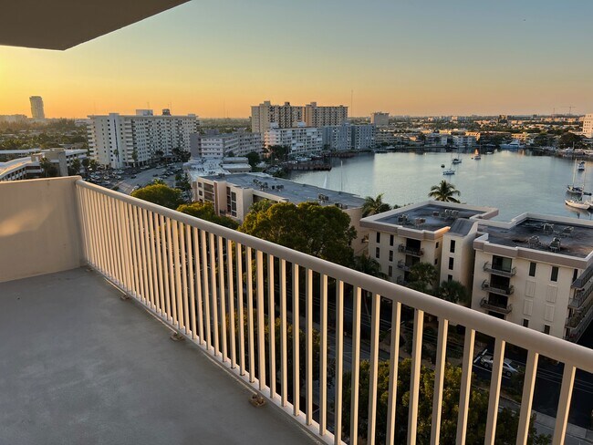 Photo - 137 Golden Isles Dr Unit 1110