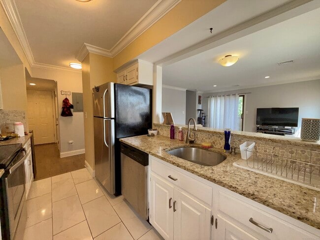 Building Photo - 183 Livingston Pl Unit 11 Rental