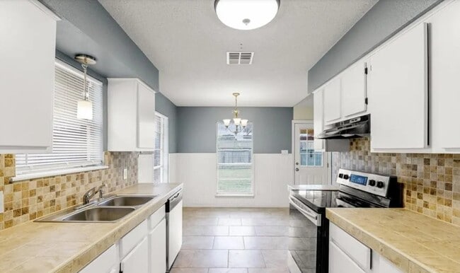 Photo - 7013 Powderhorn Ct