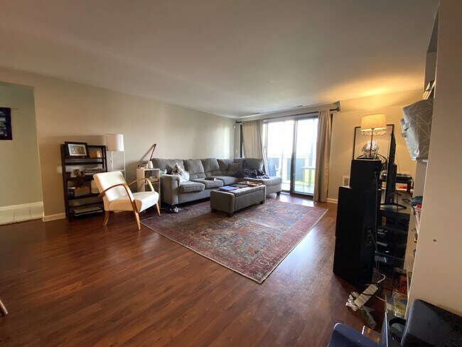 Photo - 28 9th St Unidad 701 Rental