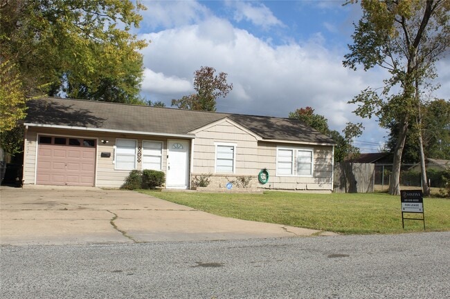 Photo - 13307 Force St Casa